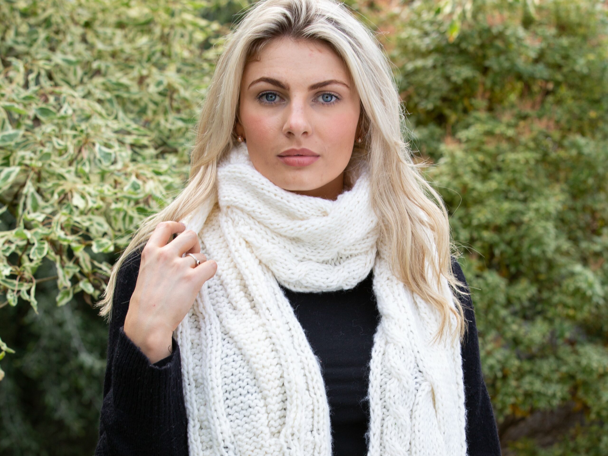 Aran Cable Scarf White - Erin Knitwear